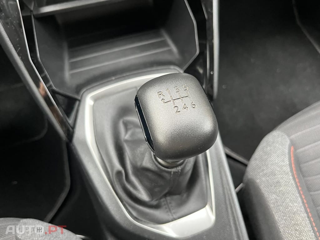 Peugeot 2008 1.5 BlueHdi ACTIVE BUSINESS