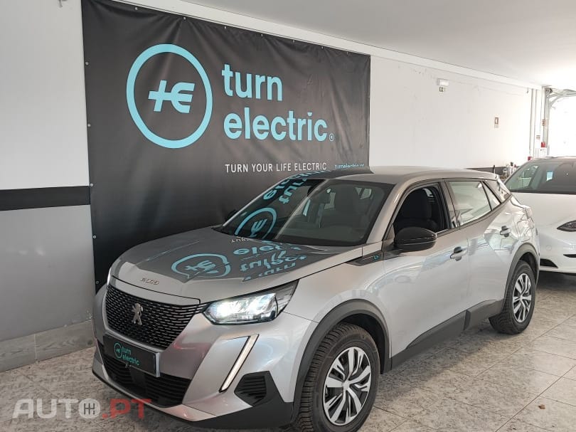 Peugeot E-2008 50 kWh Active