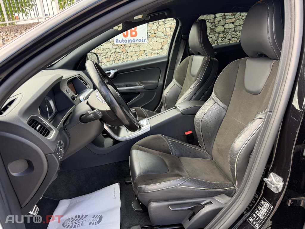 Volvo V60 2.0 D3 R-Design