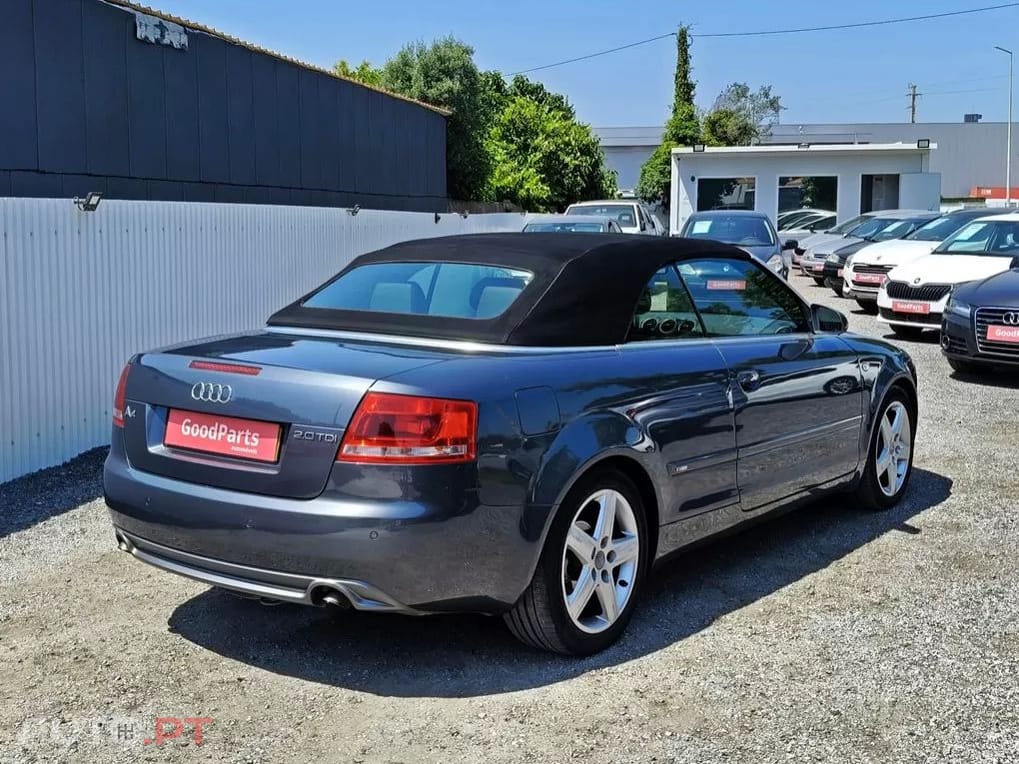 Audi A4 Cabrio 2.0 TDi S-line