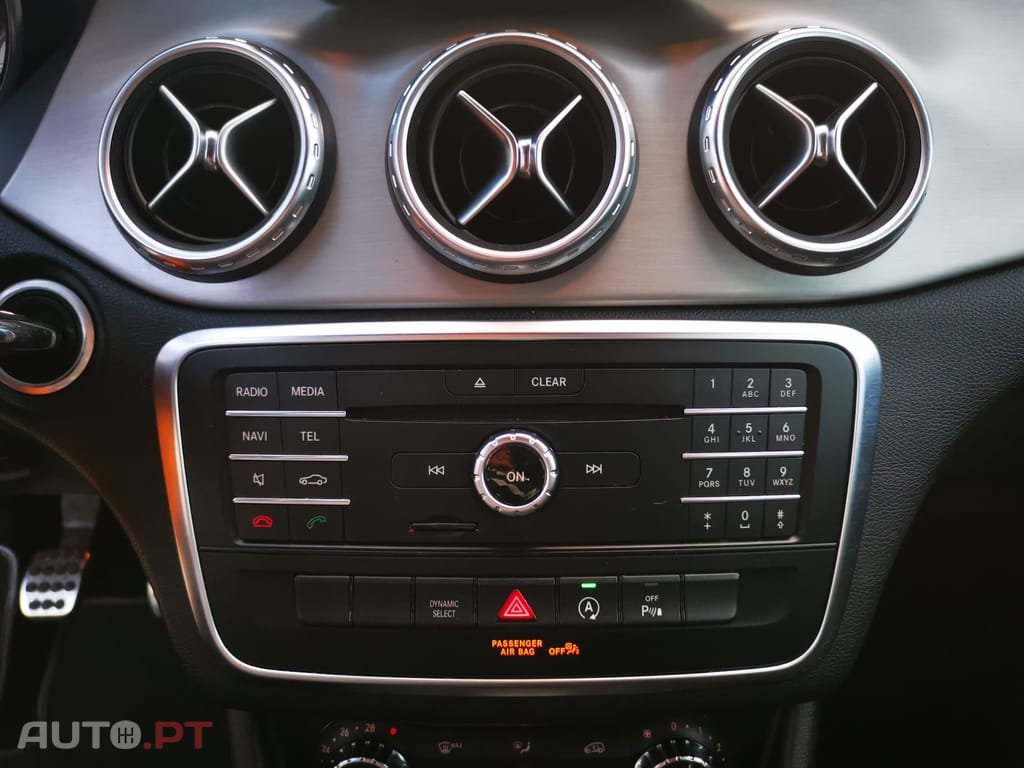 Mercedes-Benz GLA 180 d AMG Line