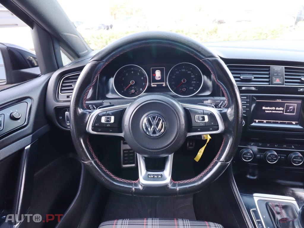 Volkswagen Golf 2.0 gti