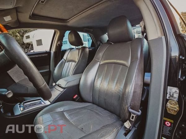 Chrysler 300 C 2.7 L V6