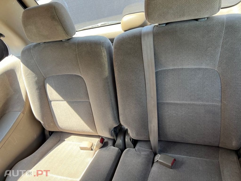 Kia Carnival 2.9 CRDi EX Confort