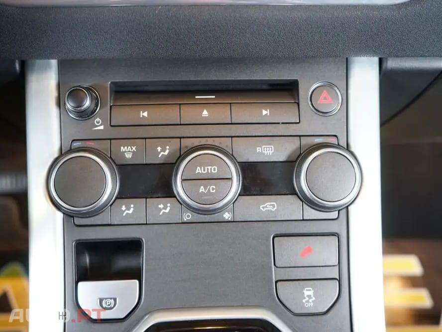 Land Rover Evoque 2.2 TD4 Prestige Auto