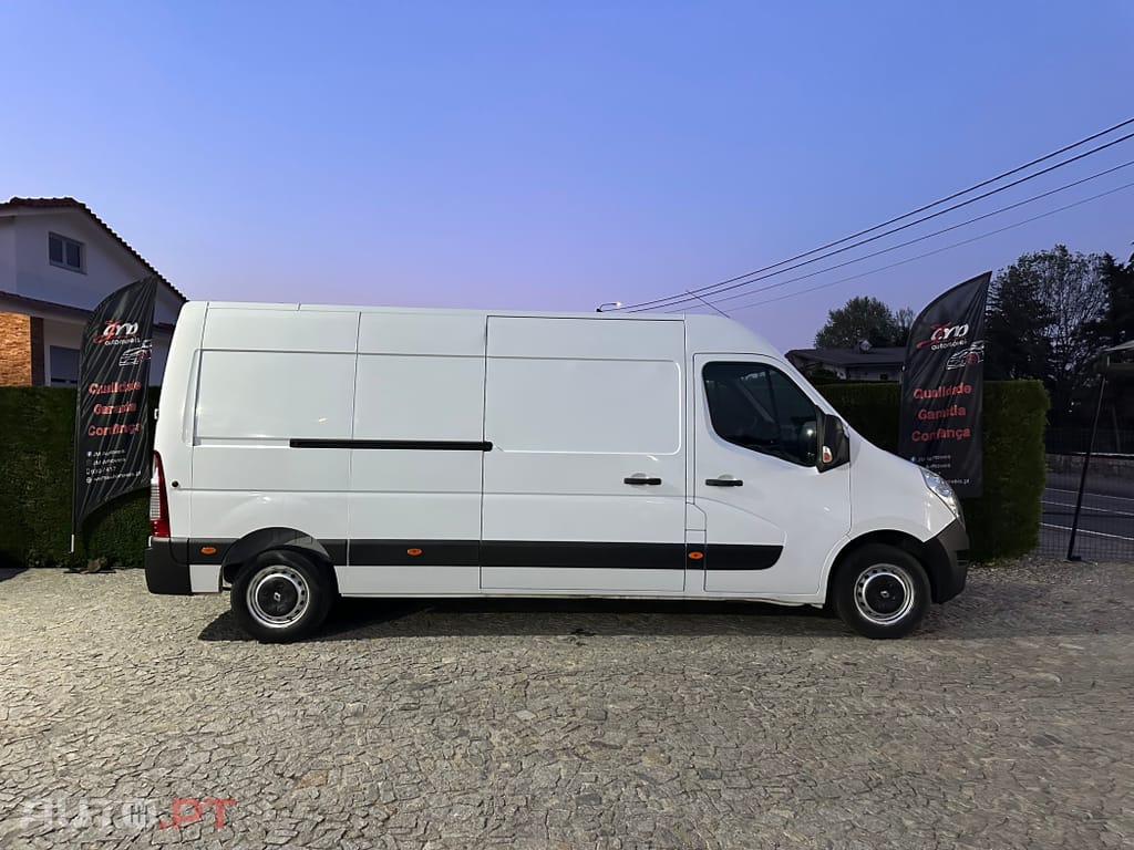 Renault Master 2.3 dCi L3H2