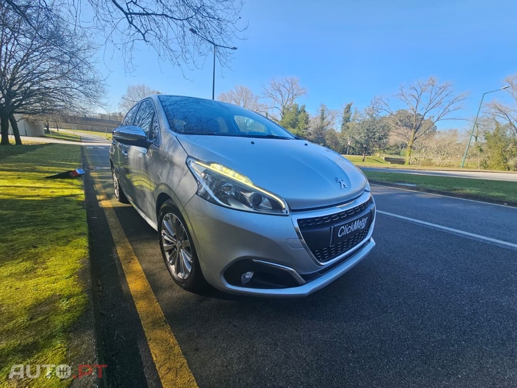 Peugeot 208 Blue-HDi 100 Stop&Start Allure