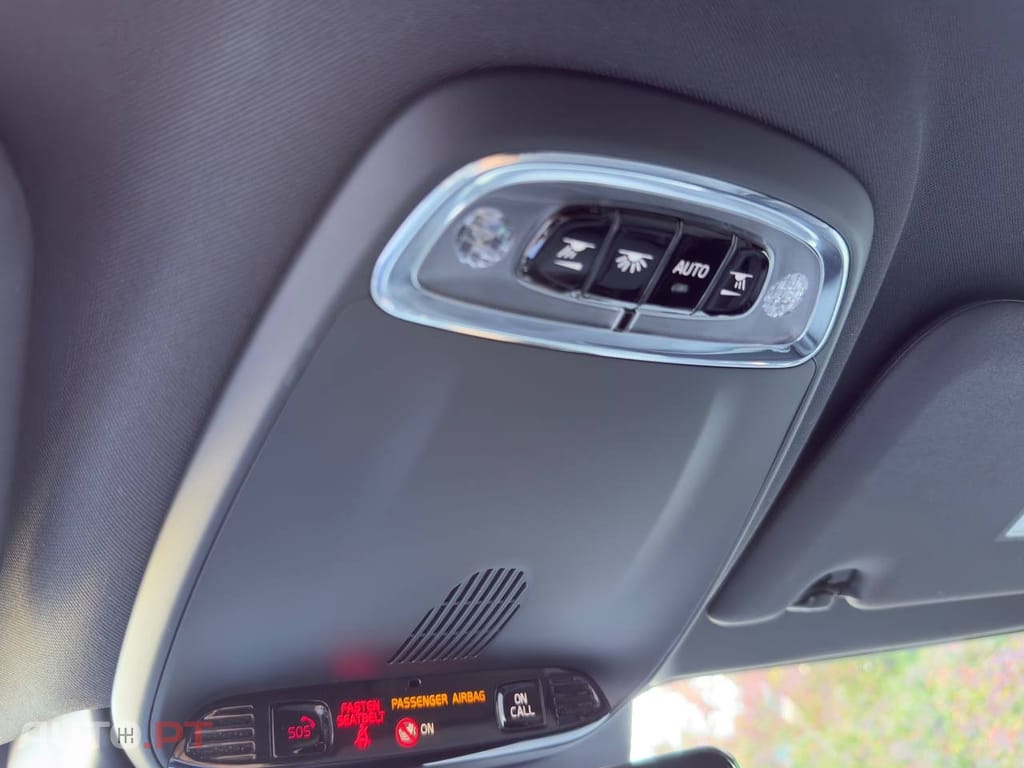 Volvo V60 2.0 D4 R-Design Geartronic