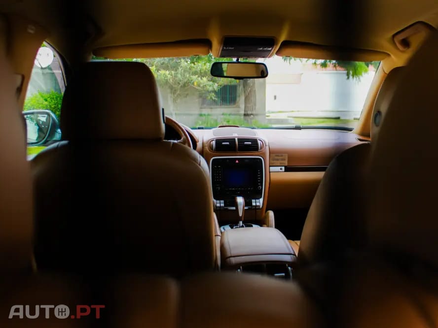 Porsche Cayenne Tiptronic