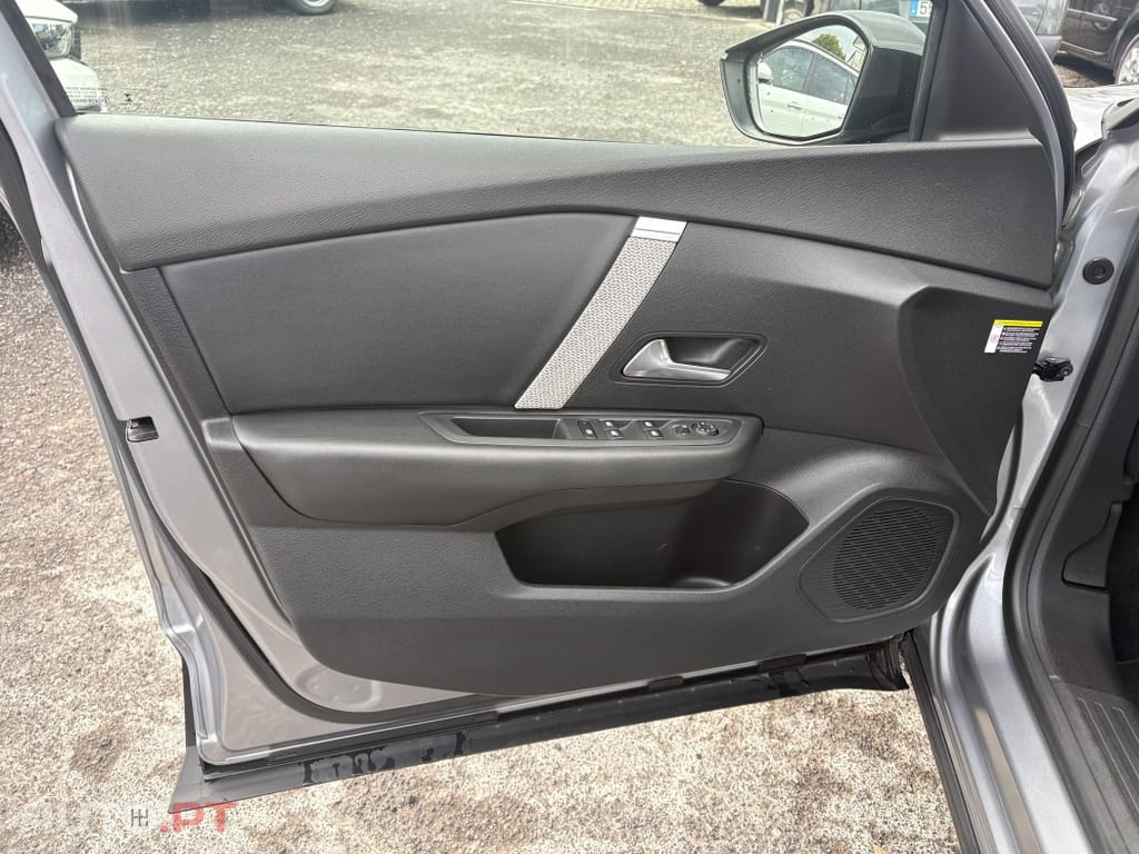 Citroen C4 1.2 PureTech Feel Pack EAT8