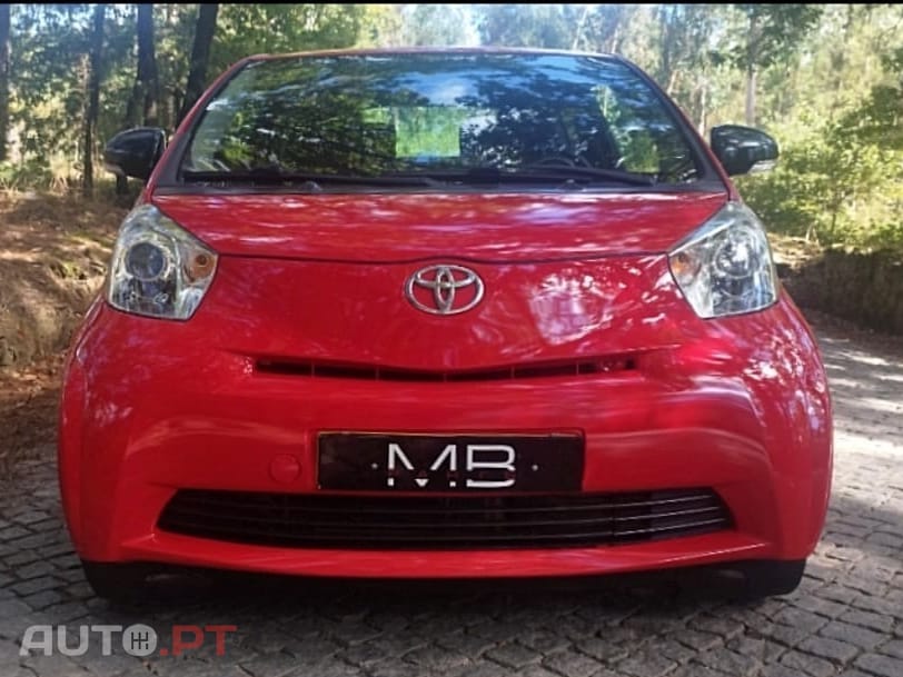Toyota iQ 1.0 +