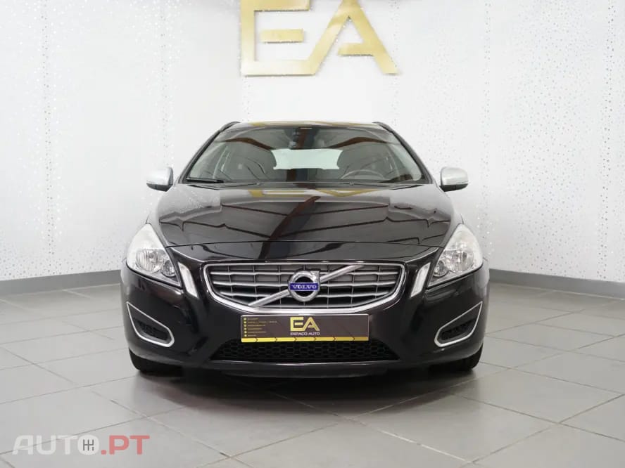 Volvo V60 1.6 D2 Momentum Eco