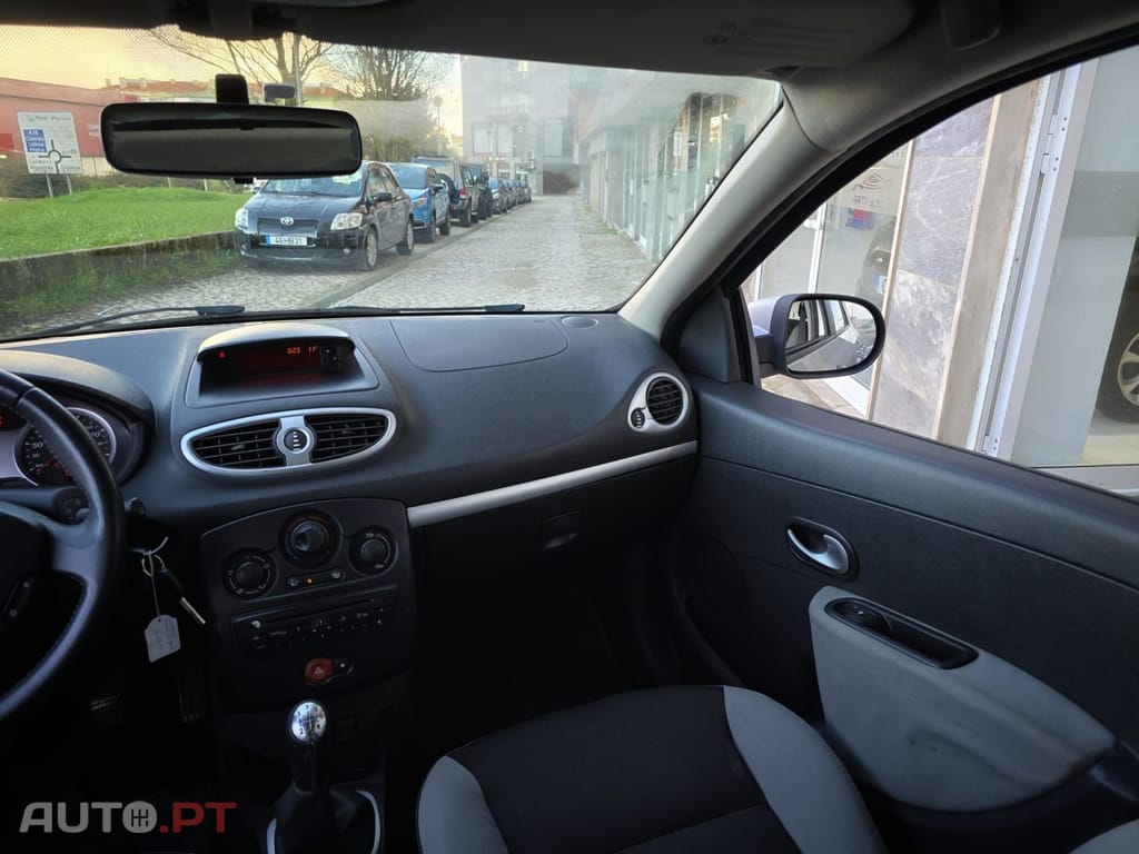 Renault Clio Break 1.2 16V Dynamique S