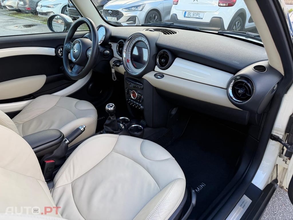 MINI Cooper Cooper D