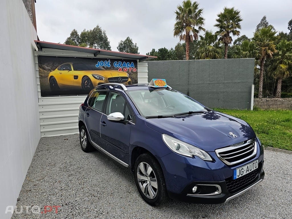 Peugeot 2008 1.2 PureTech Allure