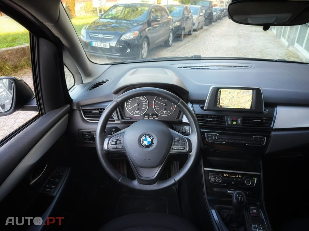 BMW 216 d 7L Advantage