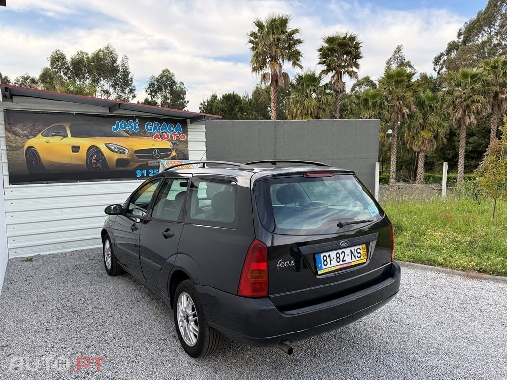 Ford Focus SW 1.6 Ambiente