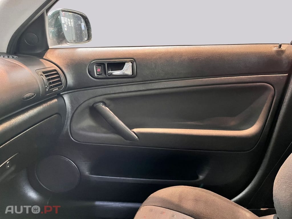 Volkswagen Passat Variant 1.9 TDI 115CV