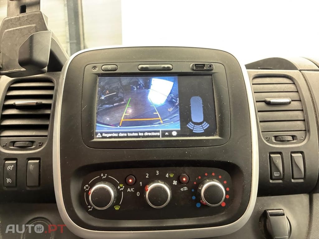 Nissan NV300 2.0 dCi L2H1 1.2T N-Connecta