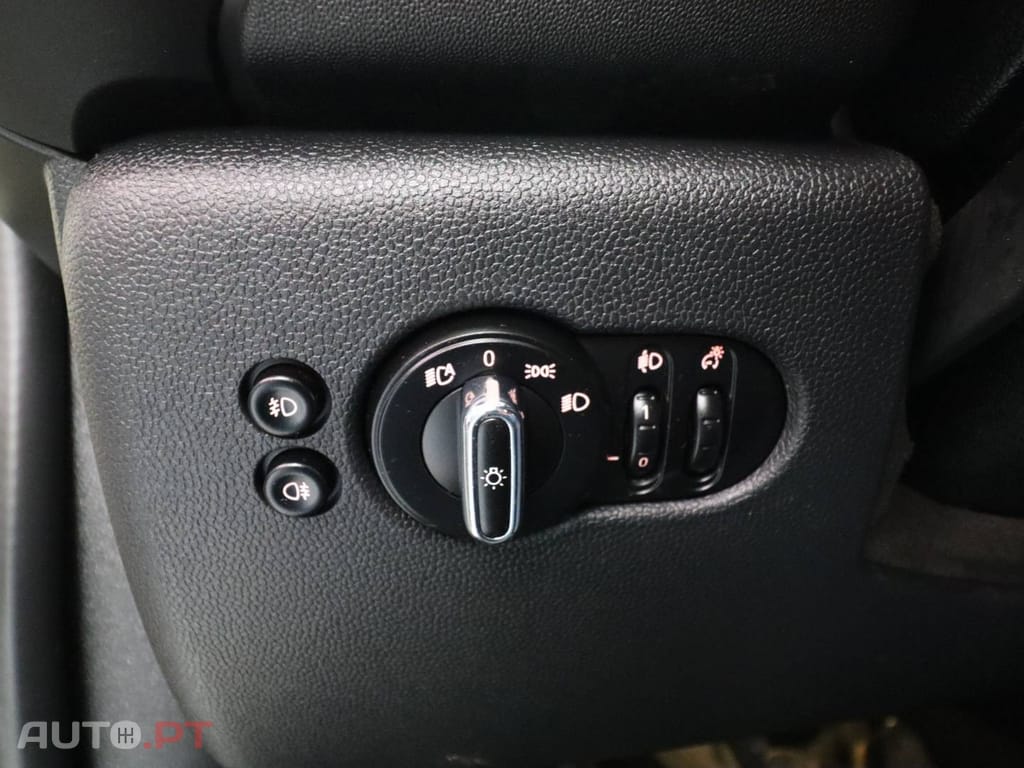 MINI Cooper One D