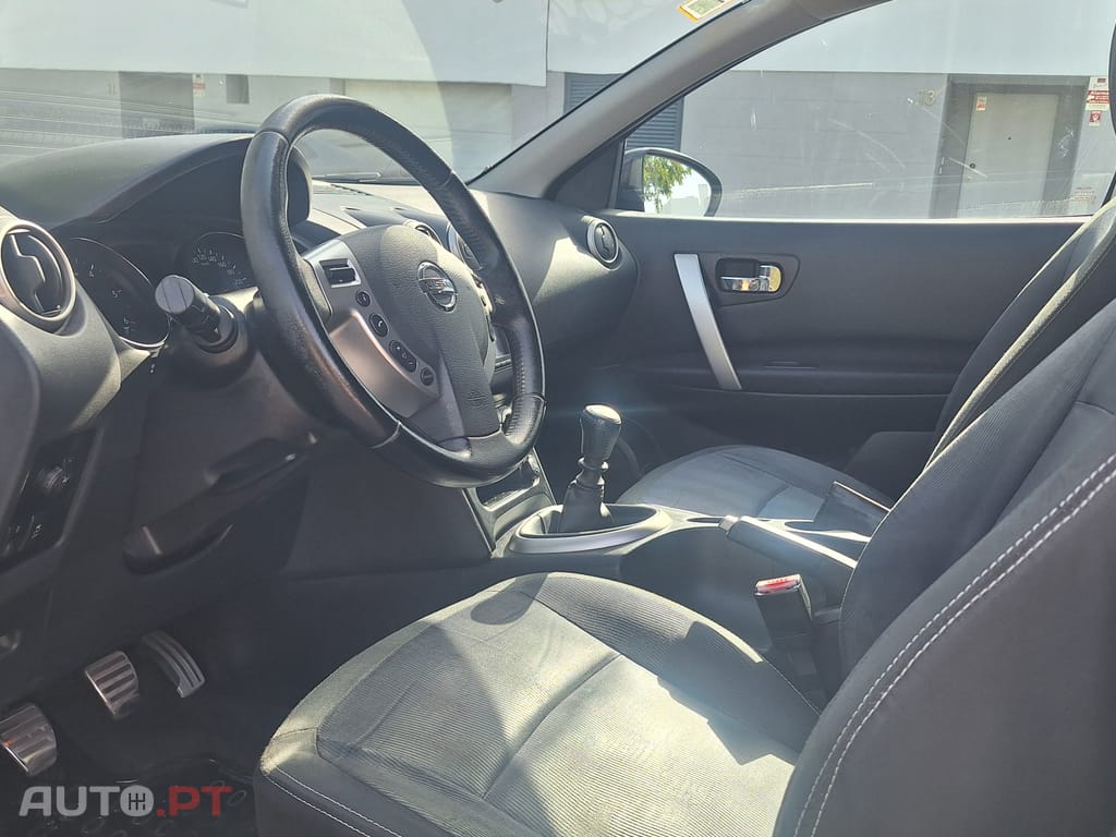 Nissan Qashqai 1.5 dCi Tekna Sport 18