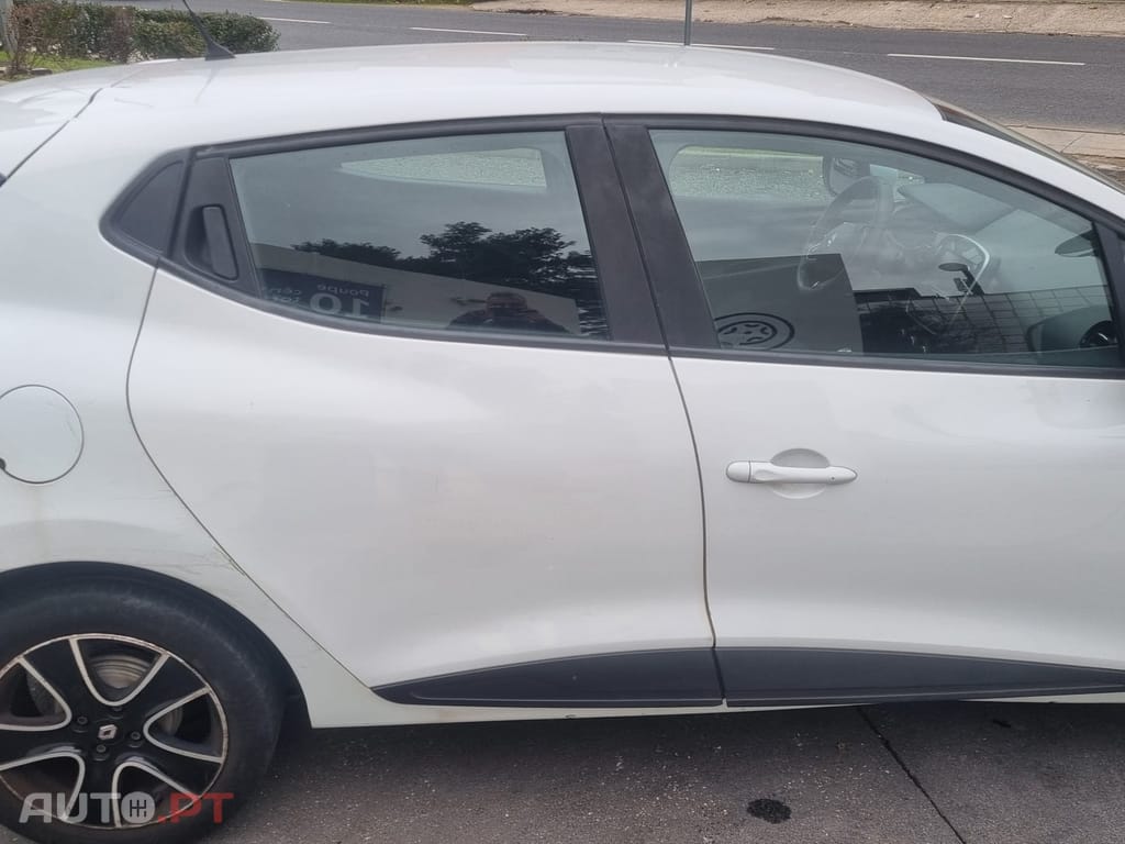 Renault Clio var