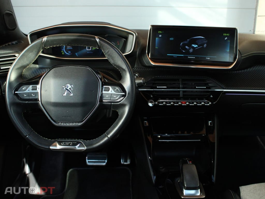 Peugeot E-2008 GT Pack