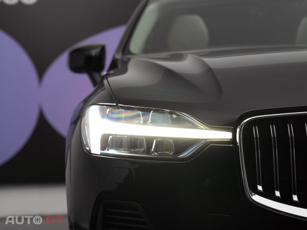 Volvo XC60 2.0 T6 PHEV Plus Bright AWD