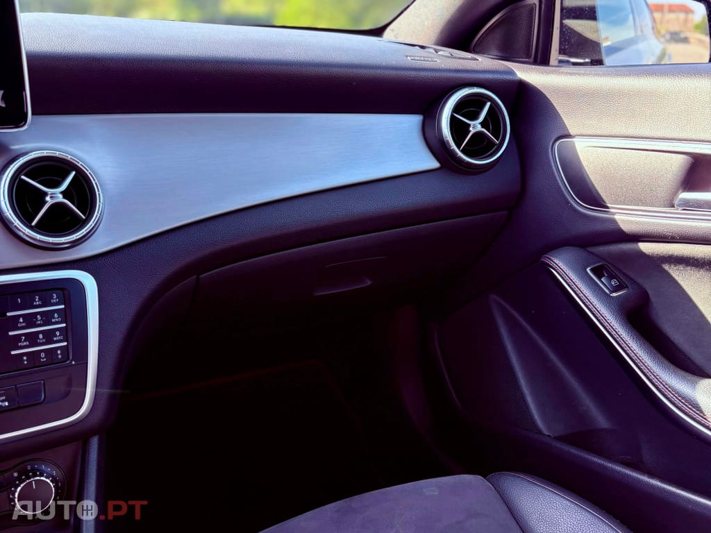 Mercedes-Benz CLA 180 d AMG Line