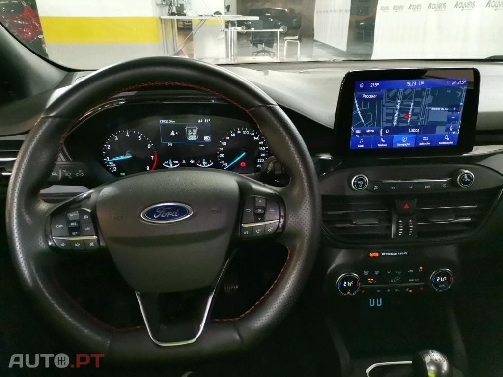 Ford Focus 1.0 EcoBoost MHEV ST-Line Aut.