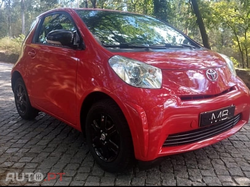 Toyota iQ 1.0 +