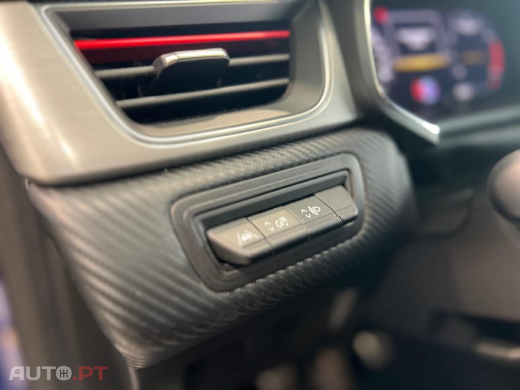 Renault Captur 1.0 TCe RS Line