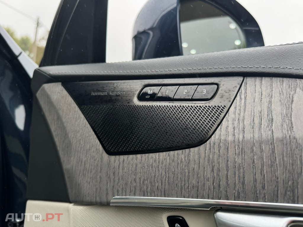 Volvo XC90 2.0 T8 PHEV Plus Bright AWD