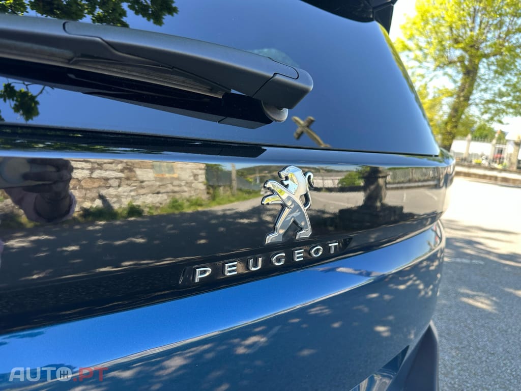 Peugeot 5008 1.5 BlueHDi Allure Pack EAT8