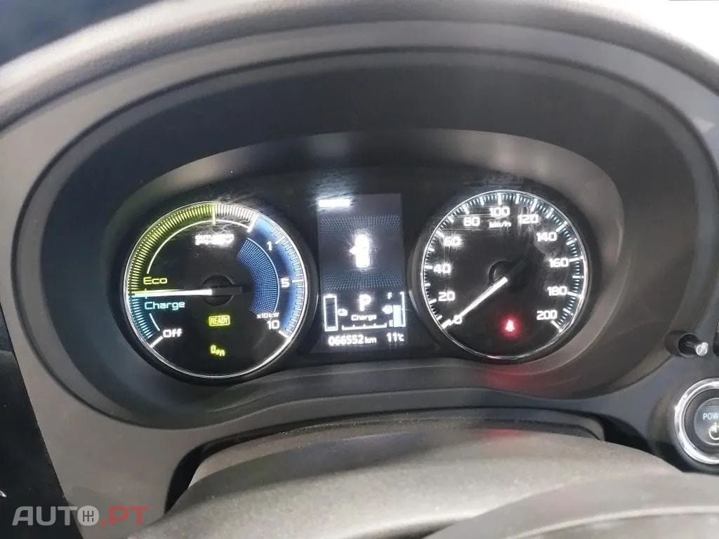 Mitsubishi Outlander 2.4 PHEV Instyle