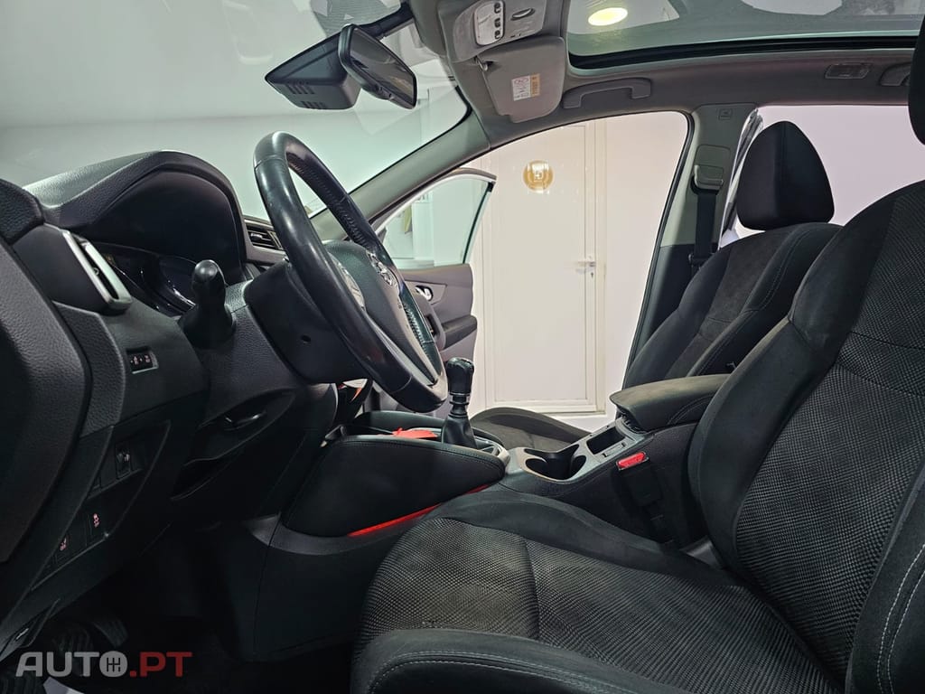 Nissan Qashqai 1.5 dCi N-Connecta