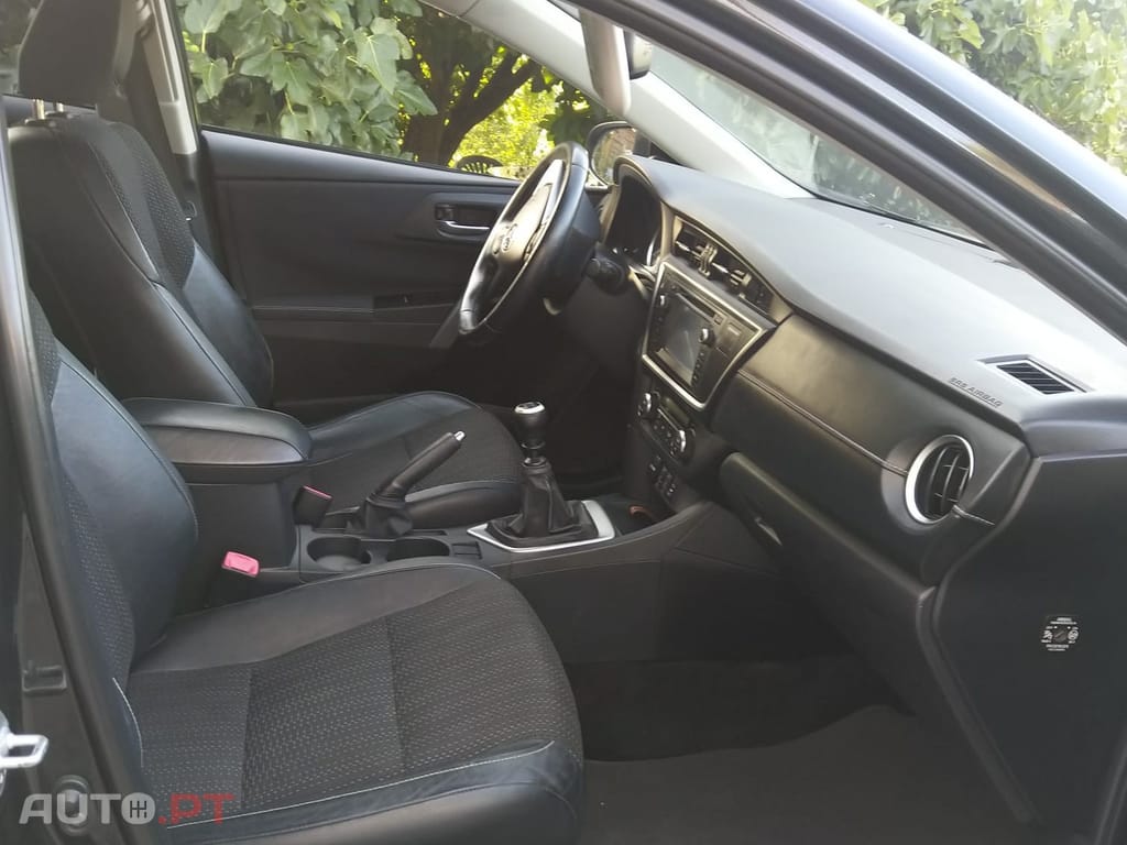 Toyota Auris 1.4 D-4D Comfort