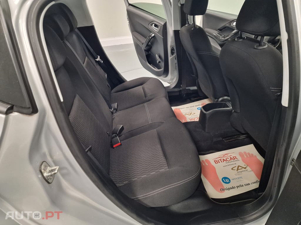 Peugeot 208 1.6 BlueHDi Active