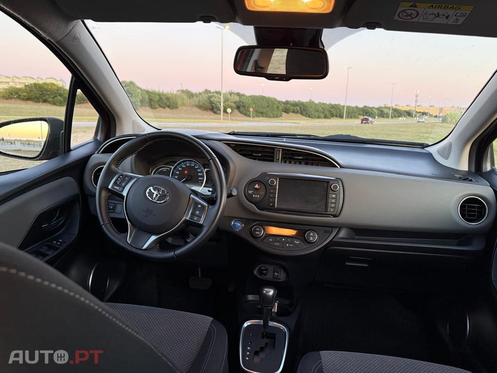 Toyota Yaris 1.5 Hybrid