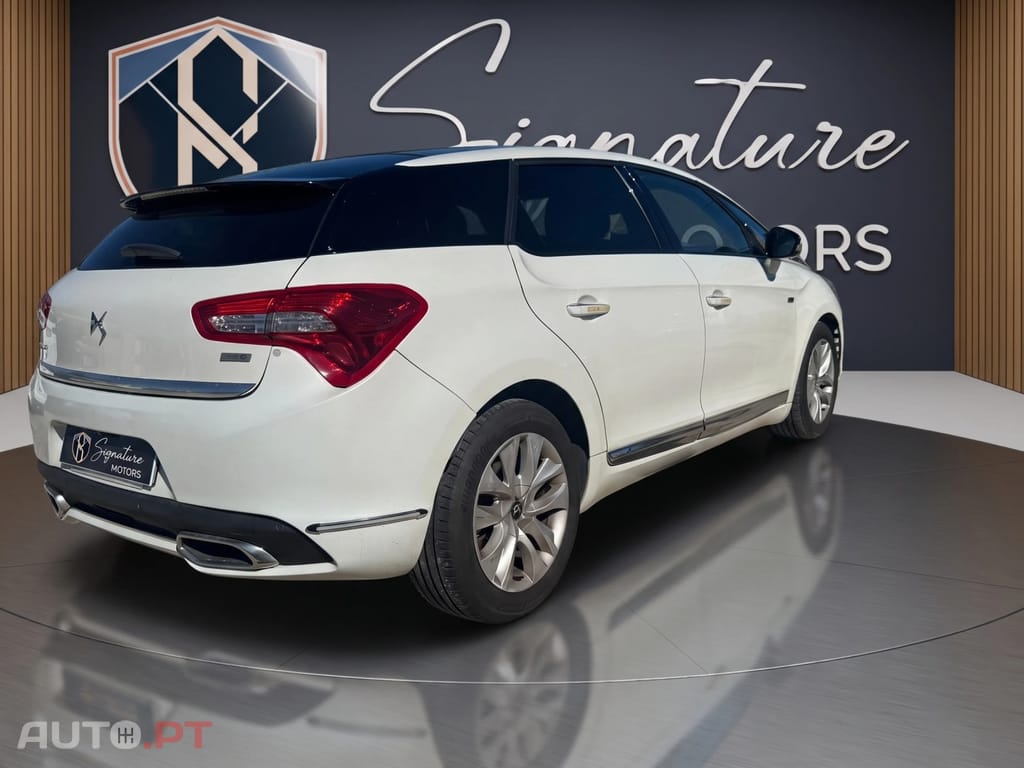 Citroen DS5 2.0 HDi Hybrid4 Sport Chic CMP6