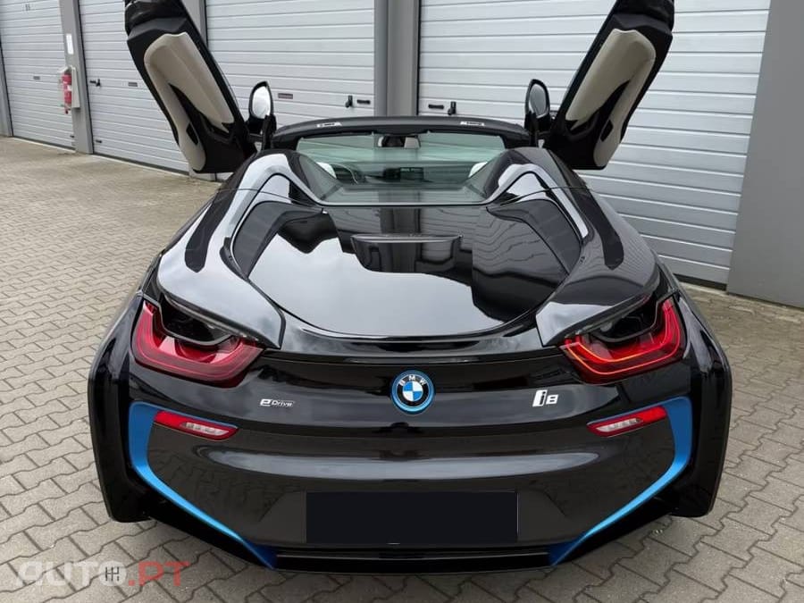 BMW i8 Roadster First Edition