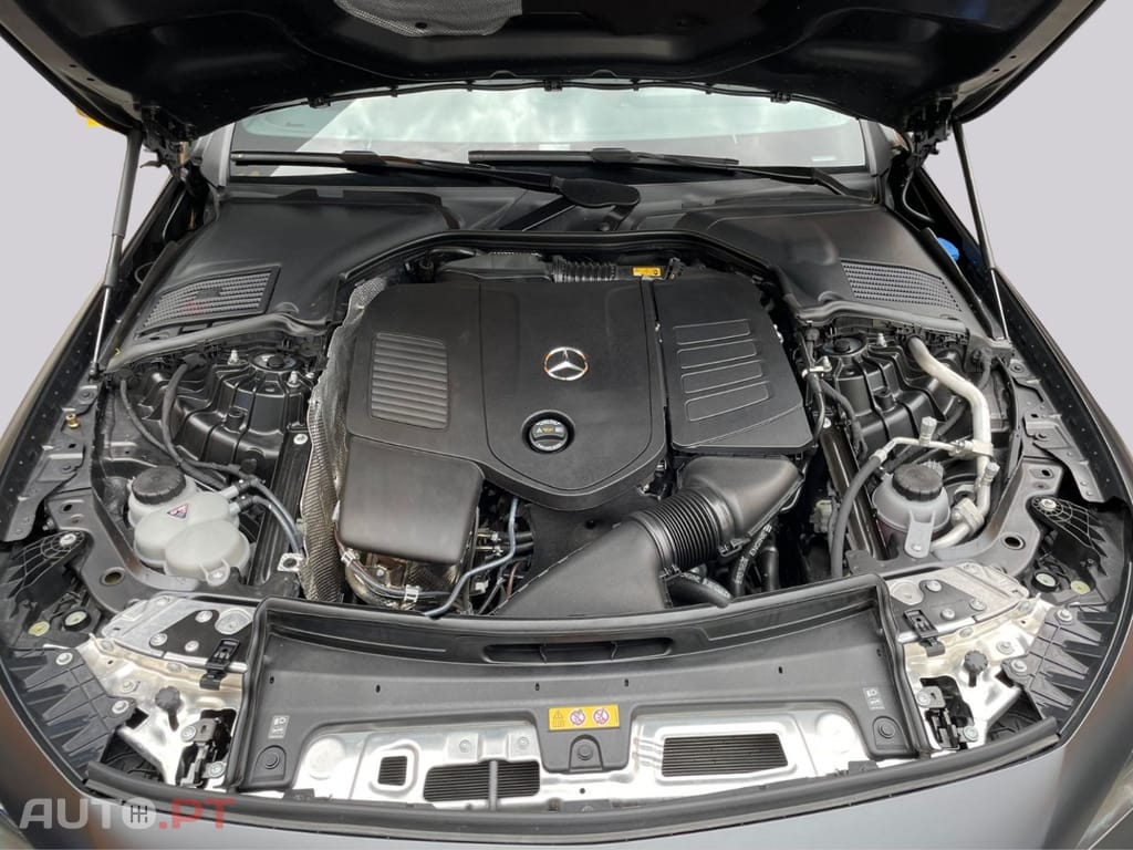 Mercedes-Benz CLE 200 COUPE AMG 