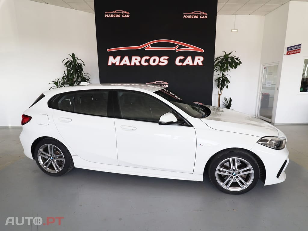 BMW 116 d Pack Desportivo M