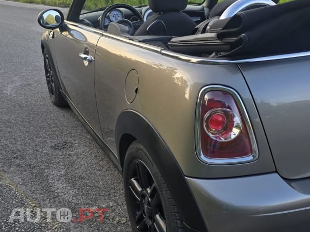 MINI Cabrio Cooper SD Auto