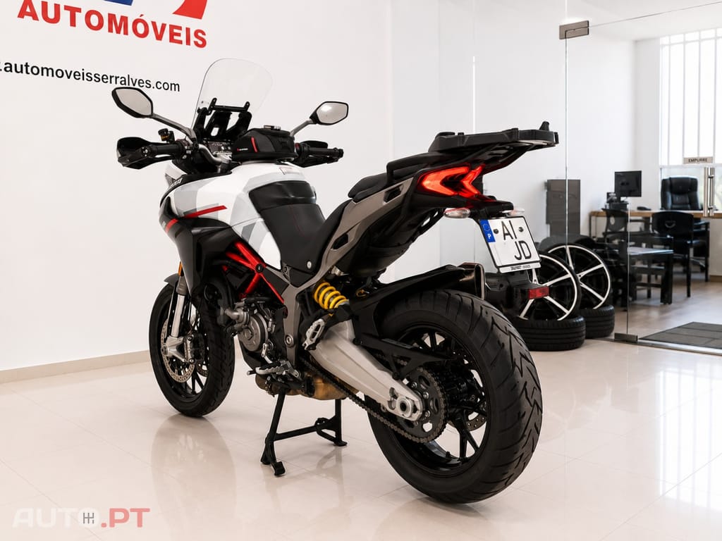 Ducati Multistrada 950 S  GP White