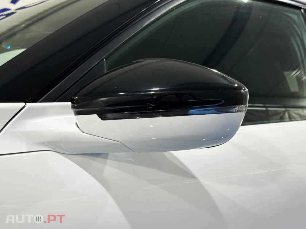 DS DS3 Crossback E-TENSE PERFORMANCE LINE