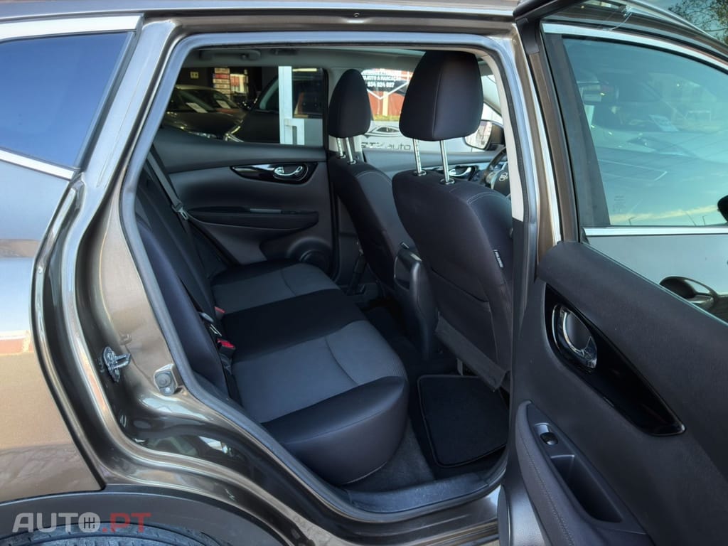 Nissan Qashqai 1.5 dCi Acenta Connect