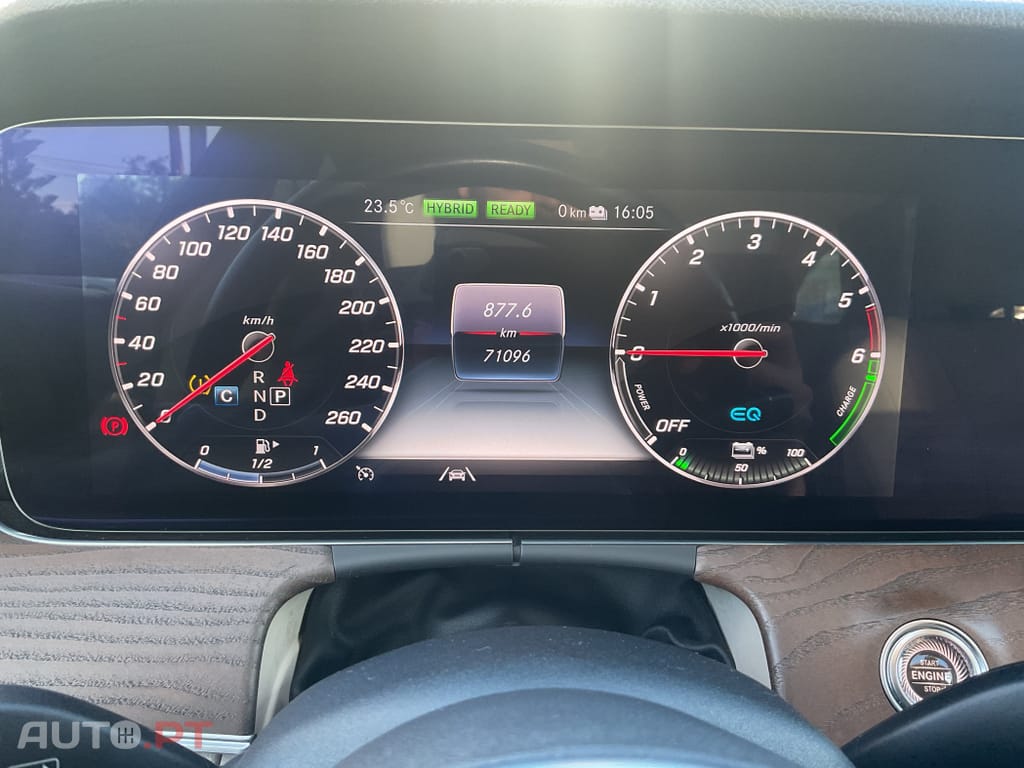 Mercedes-Benz E 300 de Avantgarde