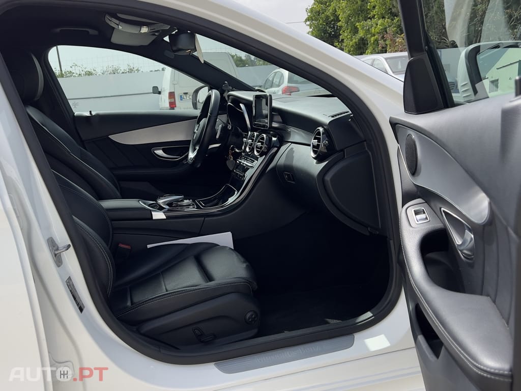 Mercedes-Benz C 300 h AMG Line