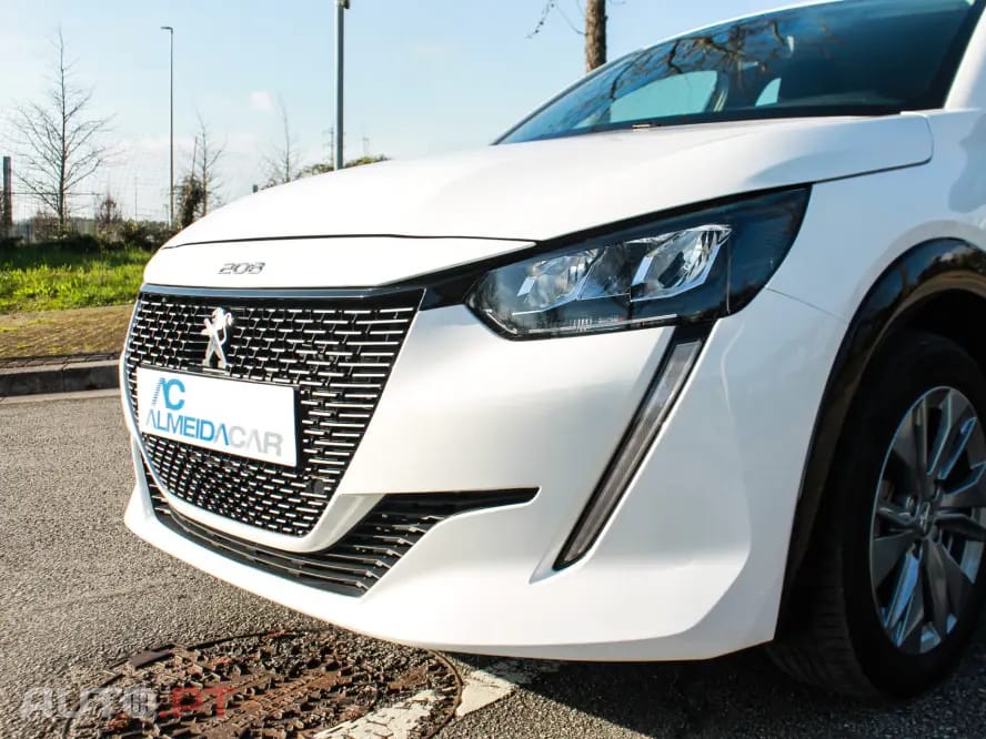 Peugeot E-208 50 kWh Active Pack